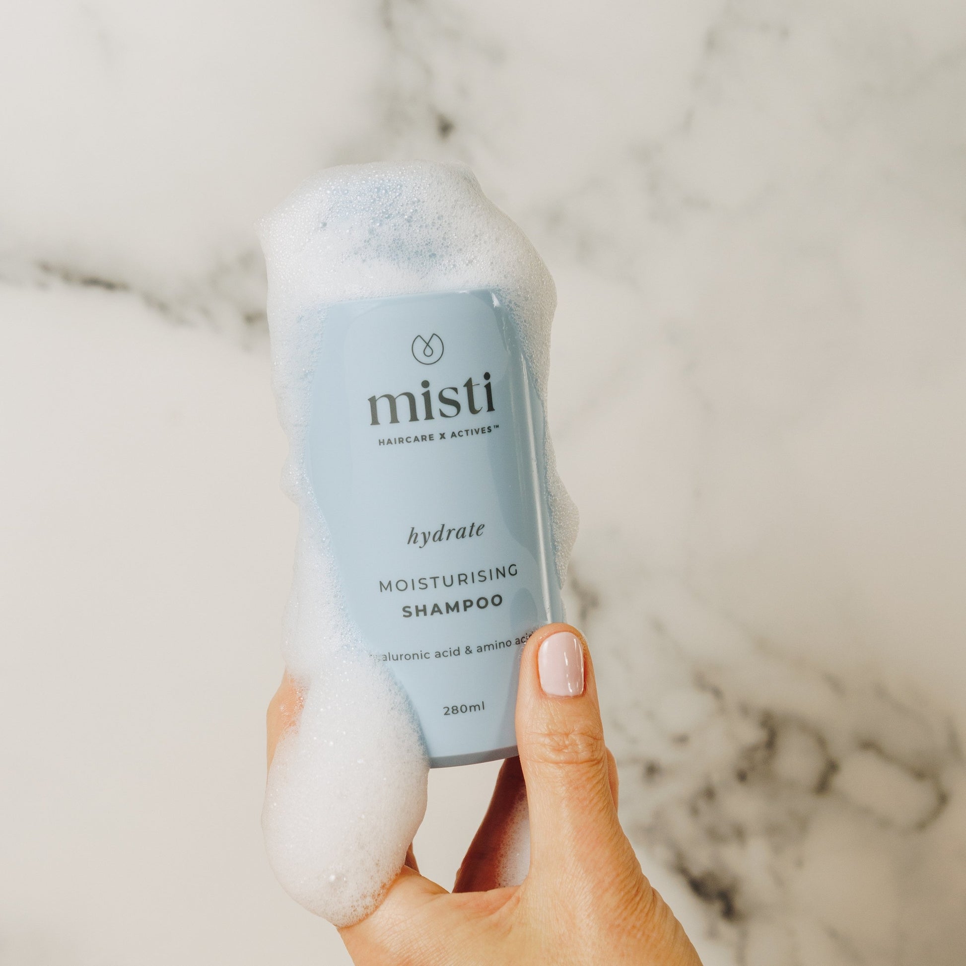MOISTURISING SHAMPOO